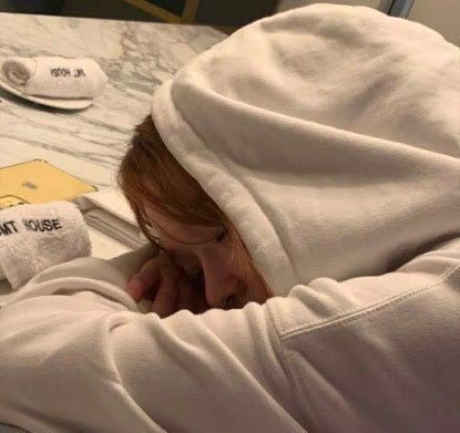 Ningningnim_'s tweet photo. #Winter as a hamster 

»»— a cute thread —««　　

#ACE_WINTER_DAY
#22ShootingStarsForWinter
#우리의_따뜻한_겨울이_생일축하해 https://t.co/3aeKaZodR6