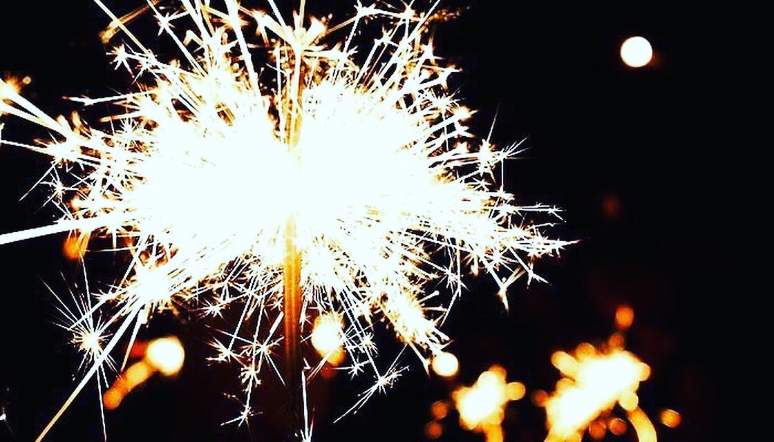 specsoptical's tweet photo. It's time for our Annual New Years Eve Celebration! Let us help you spend your remaining flex money, while enjoying some tasty refreshments! Come celebrate with us TODAY, December 31st from 10-6 pm ...cheers! #Adios2021 #HeresTo2022 #FlexDollars #Cheers #ThanksForAnotherGreatYear https://t.co/EccNTzcS7s