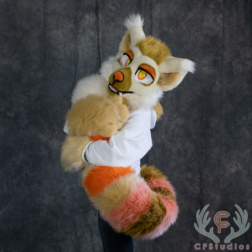 _DustFox_'s tweet image. Drawover commission done by @AnxiousLynx for the final #FursuitFriday of the year, I'm excited for what the new year will bring 

✂️- @C_F_Studios 

#fursuit #furry #furryartwork