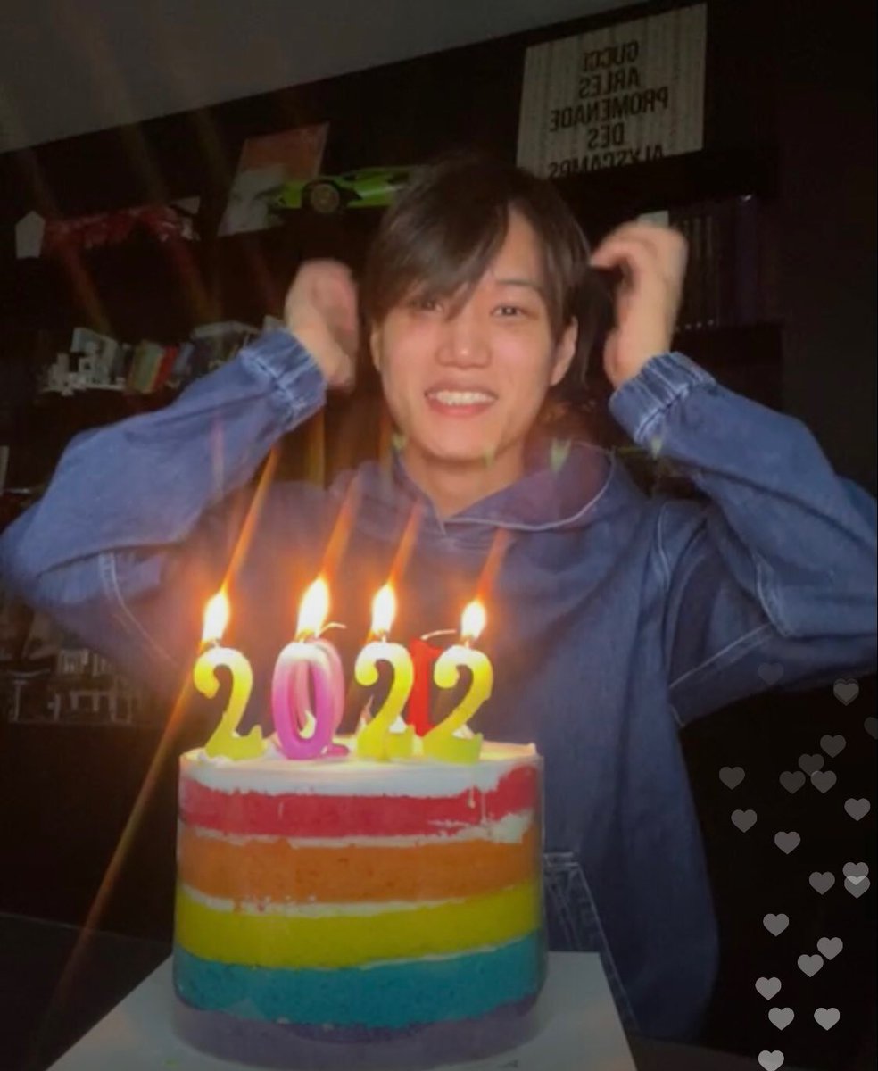 acciochankai's tweet photo. Happy new year 🥺🧡💛🐯🎸🧸🎂🍃🌸☀️🍃🍑 https://t.co/WWAU8VktHw