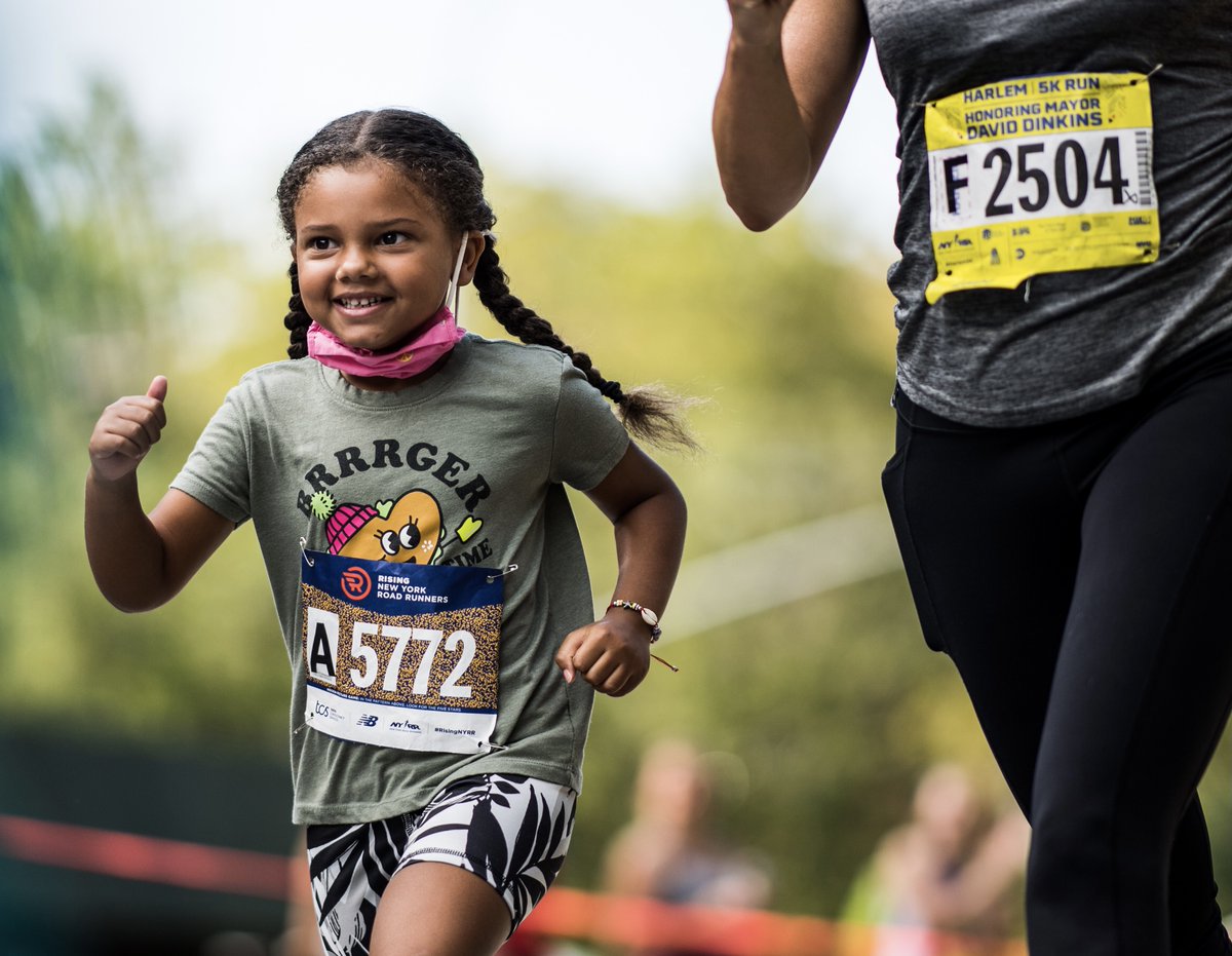 nyrr's tweet photo. Itβs not too late to give the #GiftofRunning before the year ends!
This tax-deductible donation to #NYRR will allow us to continue to help and inspire people through running today, tomorrow, and for life. Donate today: https://t.co/4JBDP7OQGX https://t.co/F6XDO1WN0O
