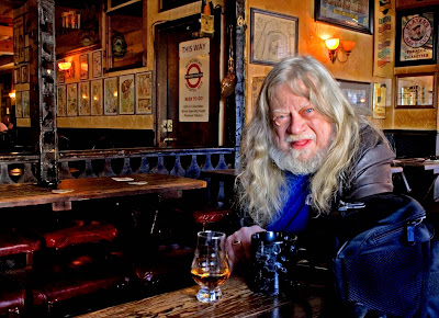 shotsofportland's tweet photo. Some people are content within the herd. Others are driven by forces within to stray in their own directions.

If you walk far enough down SE Belmont you will come to the Horse Brass Pub. An establishment dedicated to maintaining the true feel of the modern English pub. #nft https://t.co/4Y6yoZWL40