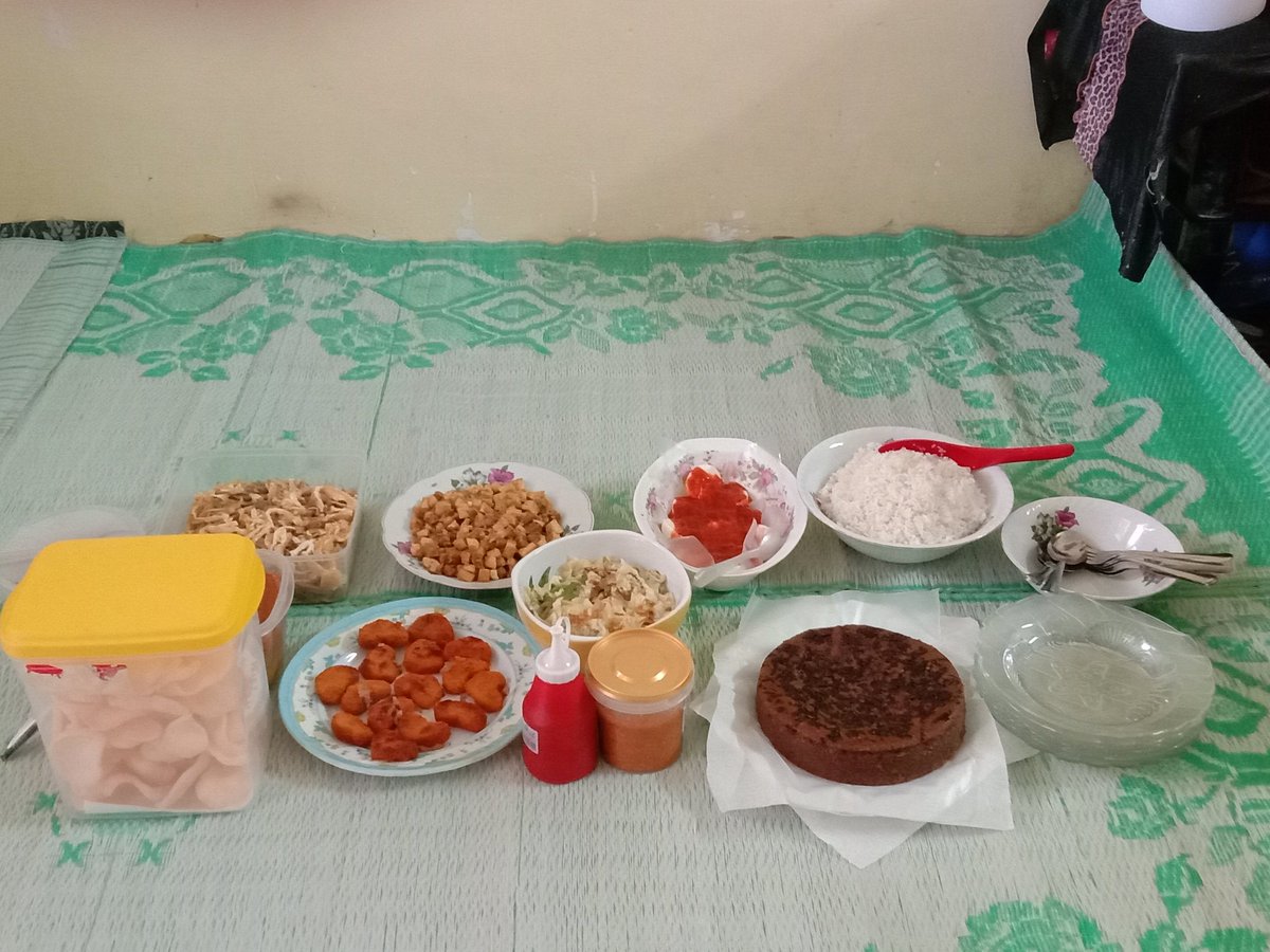 MinTarmini's tweet photo. #KenduriTahlil
Sekali do'a akhir tahun 2021
Semoga di tahun baru 2022
Sihat dan Berkah adanya
امين
🤲🏻🤲🏻🤲🏻🤲🏻🤲🏻 https://t.co/R5jiZeWAQp