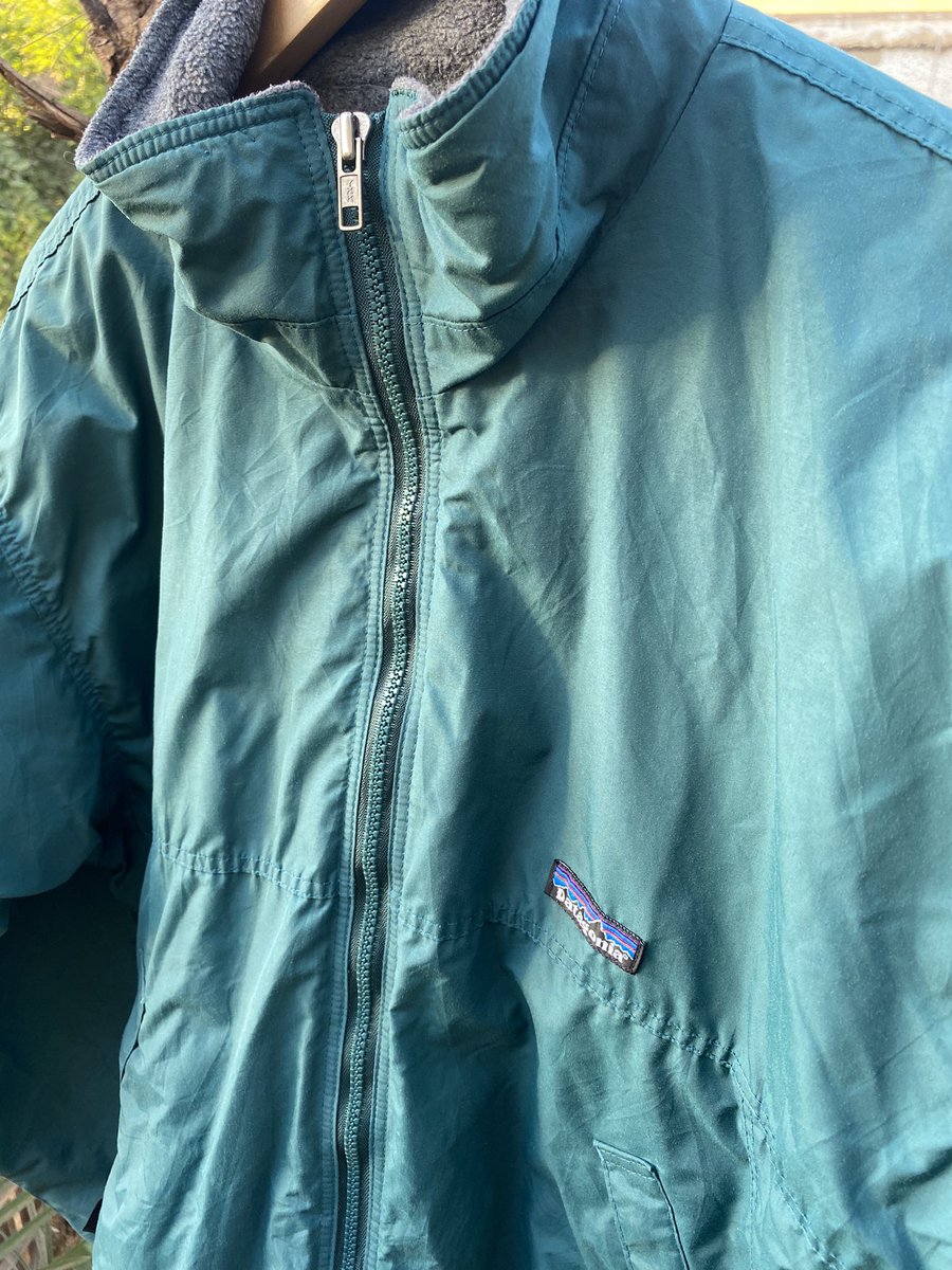 Shaddathrifting's tweet photo. Vintage Patagonia Bomber ❄️ 

Size: M

Excellent condition 💫 

Price: 13.000 SDG ( Free Delivery )🚀
#patagonia #patagoniabomberjacket https://t.co/qRuCRcQkTu