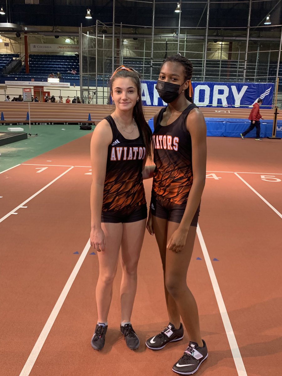 AviatorTrack's tweet photo. Ed Church Invitational pics @ArmoryNYC  @njmilesplit @HHvarsitysports https://t.co/kwt0ZVzHxv