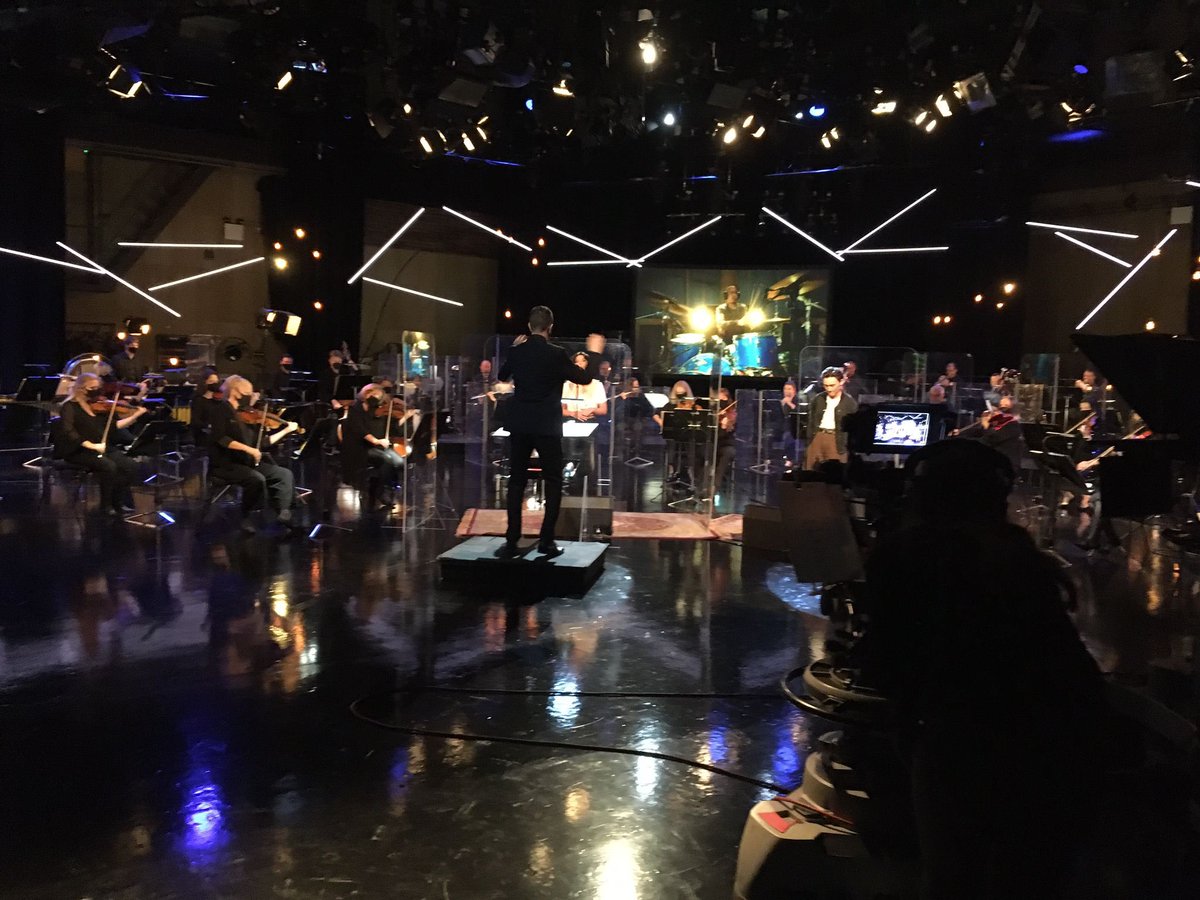 Incredible reaction to Bowie: Starman with the RTÉ Concert Orchestra and you have another chance to catch it on Monday, 11.40pm @rteone - here’s <a href="/mikegarson/">Mike Garson</a>, <a href="/spookyghostnyc/">Gerry Leonard</a> and <a href="/mplati/">Mark Plati</a> on screen, Faye O’Rourke and <a href="/soaksoaksoak/">SOAK</a> in studio with <a href="/rte_co/">RTÉConcertOrchestra</a> &amp; <a href="/cormagiomusic/">CormacMcCarthy</a>. #Starman