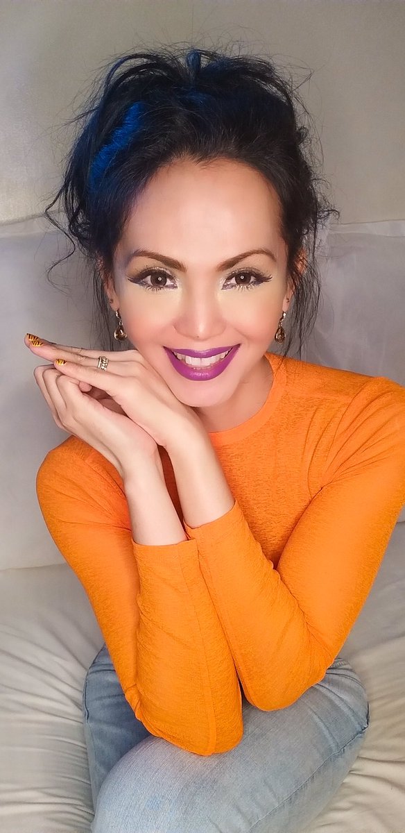 I want to dhanya vad divine protection, infinite wisdom, yoga, daily guided meditatio, breathing techniques, therapy sessions (clinical/psychological), The School of Greatness, best coaches and gurus in the universe— profound sense of joy, transcendence,…