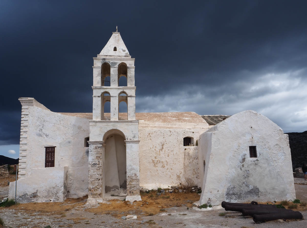 JulianHoffman's tweet photo. Going over the past year when I remembered standing by this church on Kythera as a storm rolled over us, nine Eleonora's falcons quartering the rocky coast, the sea silvering with bright rain. Wishing everyone a Happy New Year - to light on the horizon and moments of wild wonder. https://t.co/RkUzNXKA6H