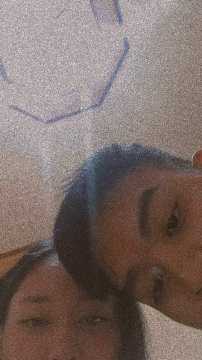 Medinaaaa17's tweet photo. Happy new year beb iloveyouusoomuchh entering A new chapter of the book with you ulet 😘😘😘 @itsmelsaaa_ https://t.co/1kIOXJrfAv