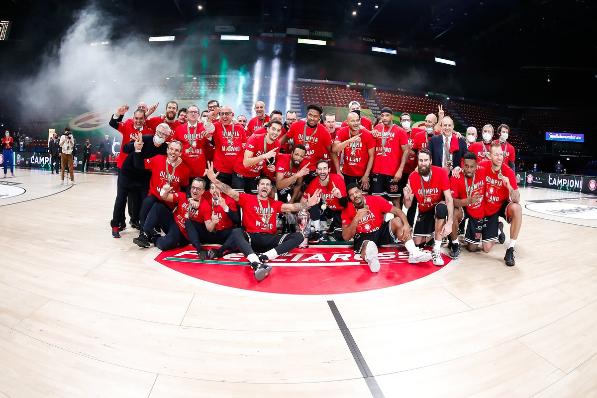OlimpiaMI1936's tweet photo. ✨ 𝟮𝟬𝟮𝟭 𝗕𝗘𝗦𝗧 𝗠𝗢𝗠𝗘𝗡𝗧𝗦 ✨

1⃣ La vittoria della Coppa Italia numero 7 della nostra Storia
2⃣ La Final Four di Colonia
3⃣ La qualificazione alla Final Four di @EuroLeague dopo 29 anni
4⃣ Il Buzzer Beater di LeDay in Gara 1 contro il Bayern

#insieme #BestTen #Best2021 https://t.co/UNppAQbtAv