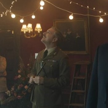 capcomfort's tweet photo. happy (early/late depending onwhere you are) new year
here are some captain smiles for 2022 :) https://t.co/3UkV86B0dq