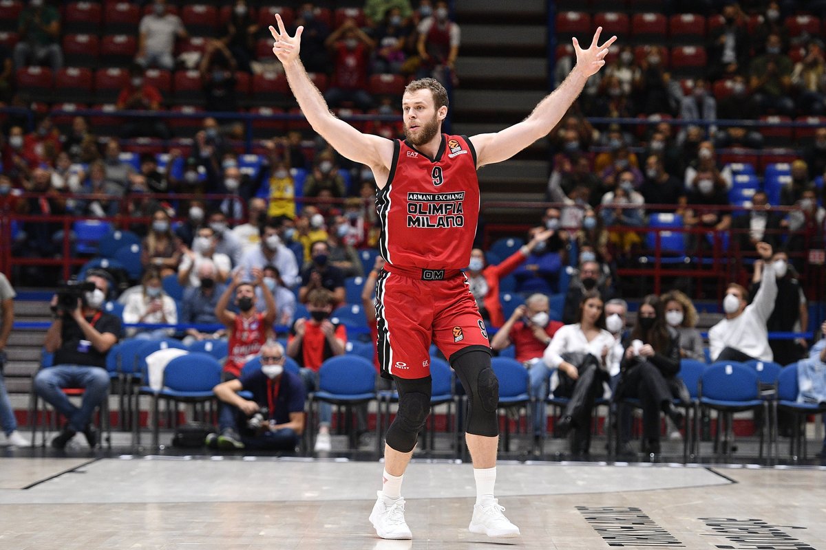 OlimpiaMI1936's tweet photo. ✨ 𝟮𝟬𝟮𝟭 𝗕𝗘𝗦𝗧 𝗠𝗢𝗠𝗘𝗡𝗧𝗦 ✨

9⃣ I 17 punti di @SergioRodriguez nella vittoria allo WiZink Center di Madrid
🔟 Il ritorno di @NikMelli in @EuroLeague con 15 punti nella vittoria sul CSKA

#insieme #BestTen #Best2021 https://t.co/dIzT6RZjJO