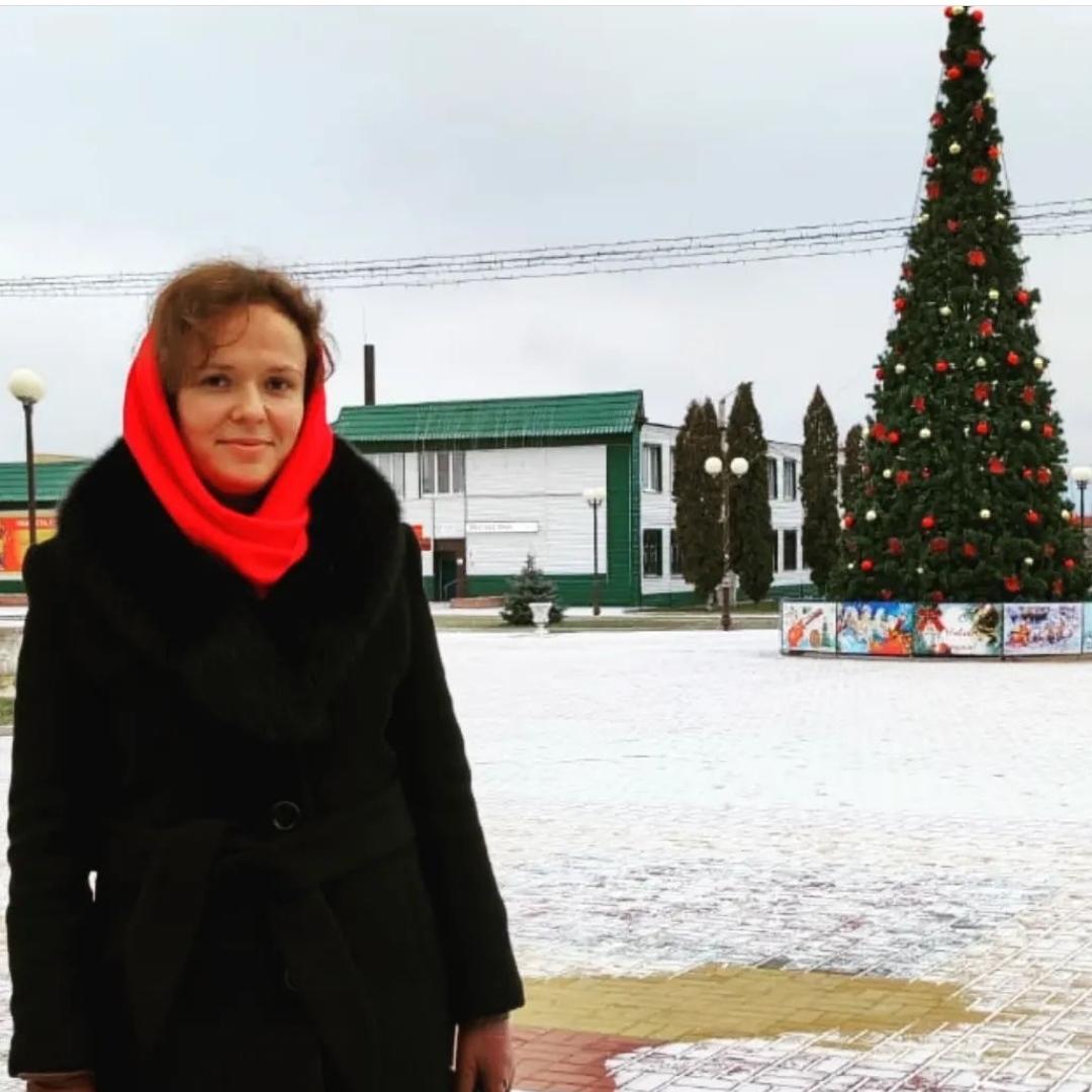 Загадываю🌲
В нынешнем МИРЕ крутых неотвратимых перемен - пусть  проявляется больше истинных  Умниц-Личностей, ярких Лидеров, ДоброСозидателей: понимающих и исходящих в своих Делах из того, что "отдельная клетка - это часть целого организма". Добра!
