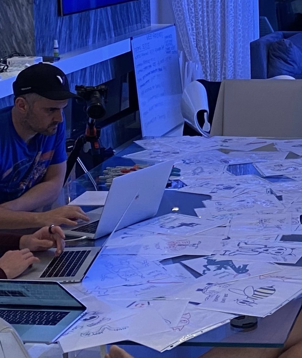 Gary Vaynerchuk tweet media