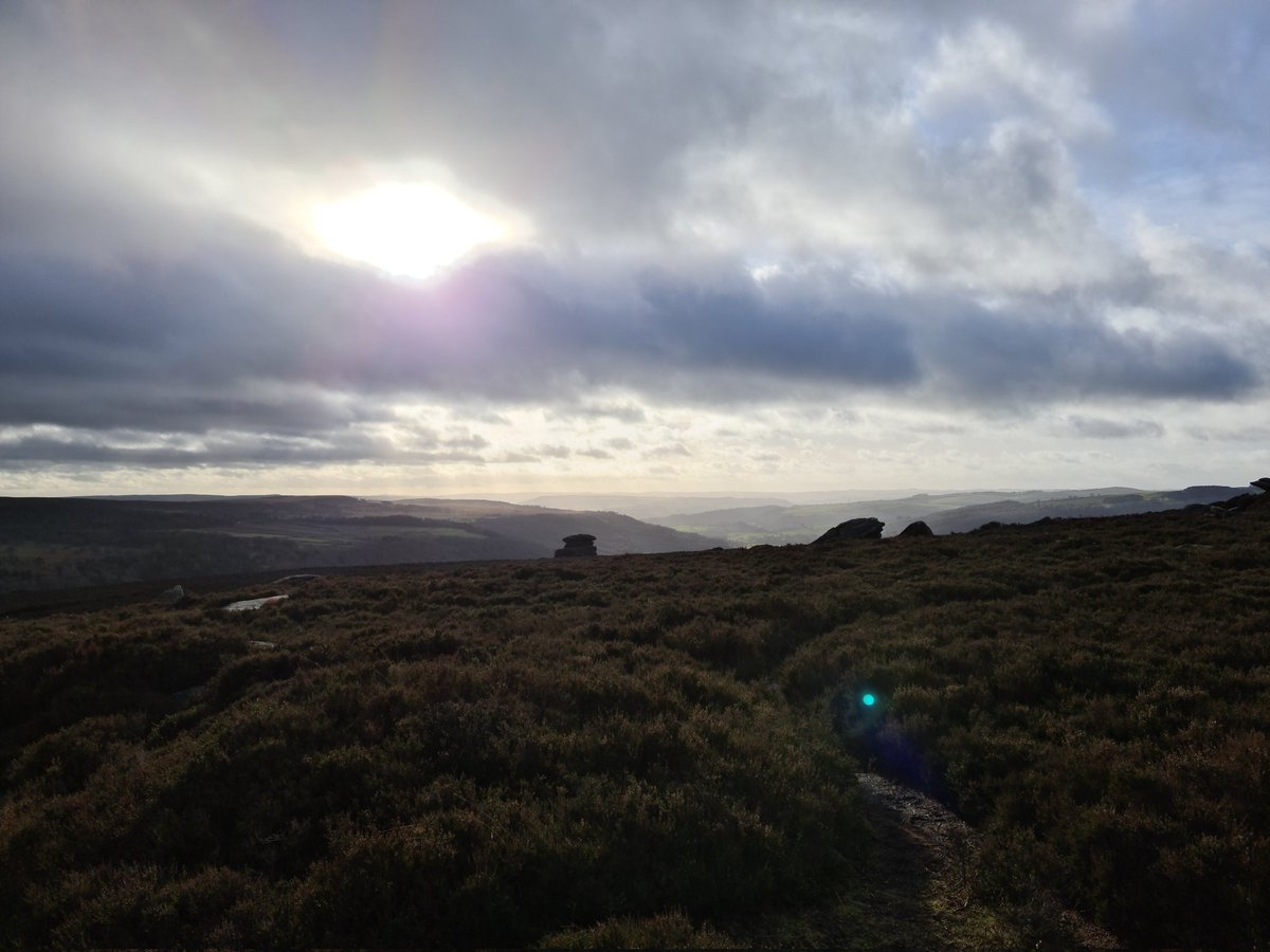 AndyPepler's tweet photo. Seeing out 2021 taking in the amazing scenery of the Peak District. Nothing like the great outdoors to clear the mind! https://t.co/BHcCTUWv5e
