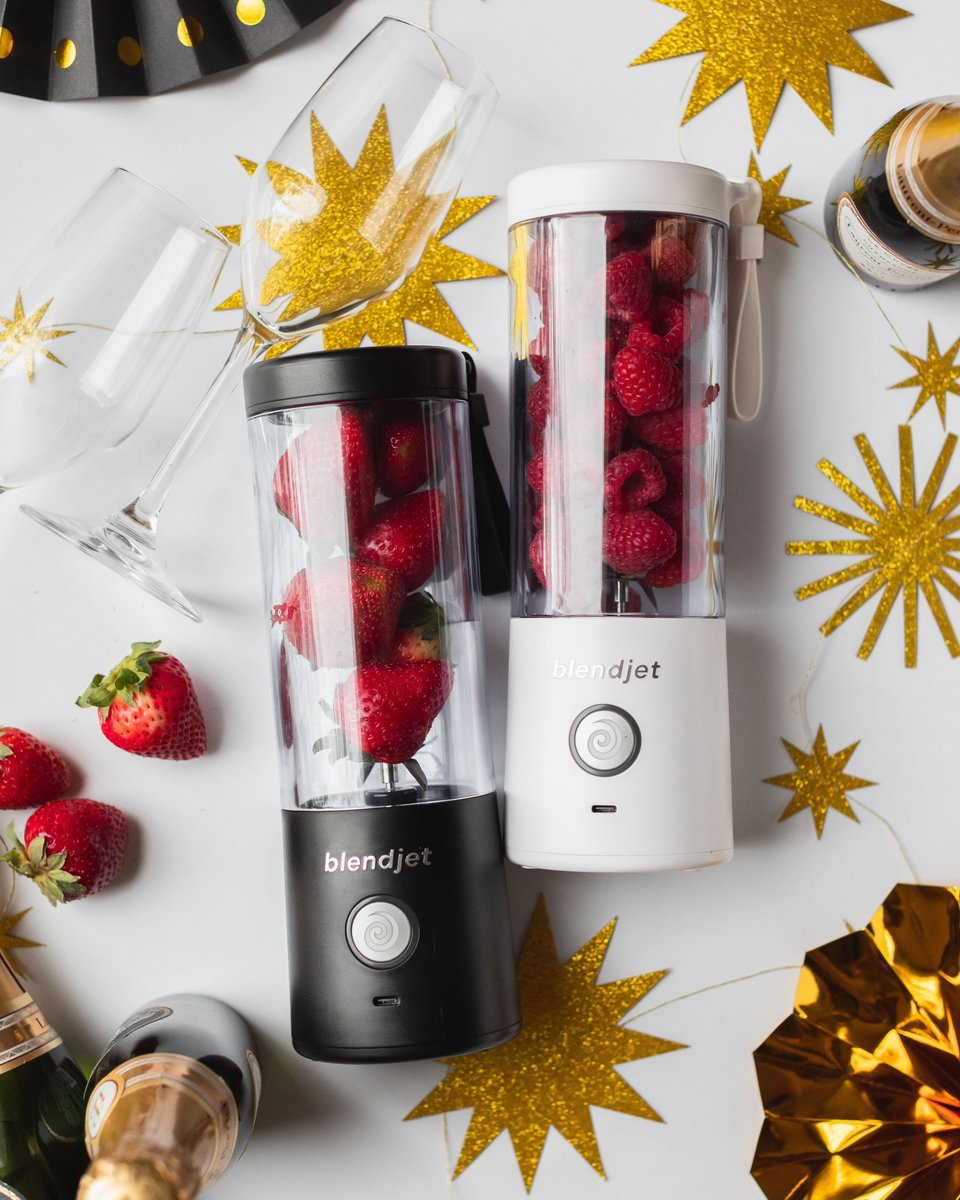 🎉NEW YEAR'S #GIVEAWAY!🎉 It's been an unbelievable year &amp; we owe it all to YOU! We're gifting 6️⃣followers a $125 gift card❗
To Enter:
🌟FOLLOW <a href="/BlendJet/">BlendJet®</a>
🌟LIKE and RETWEET this post
🌟TAG a friend &amp; comment a New Year's Resolution
(Open worldwide, 18+. Closes 1/2 @ 11:59pm PST)