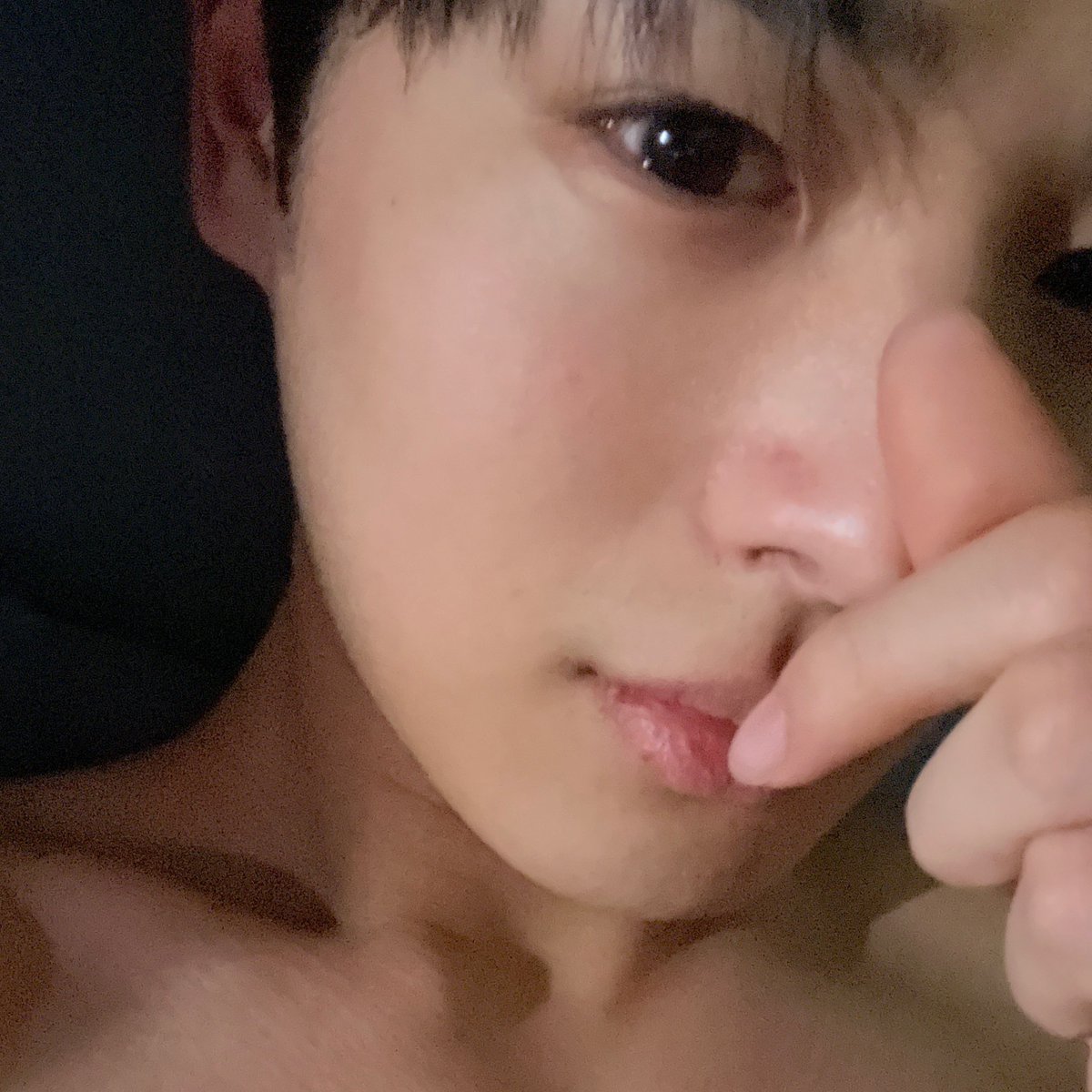 a_ColdBottle's tweet photo. 병찬이는 참 한결가태,,

2020년 마지막                 2022년 처음 https://t.co/4S2v2dlkEX