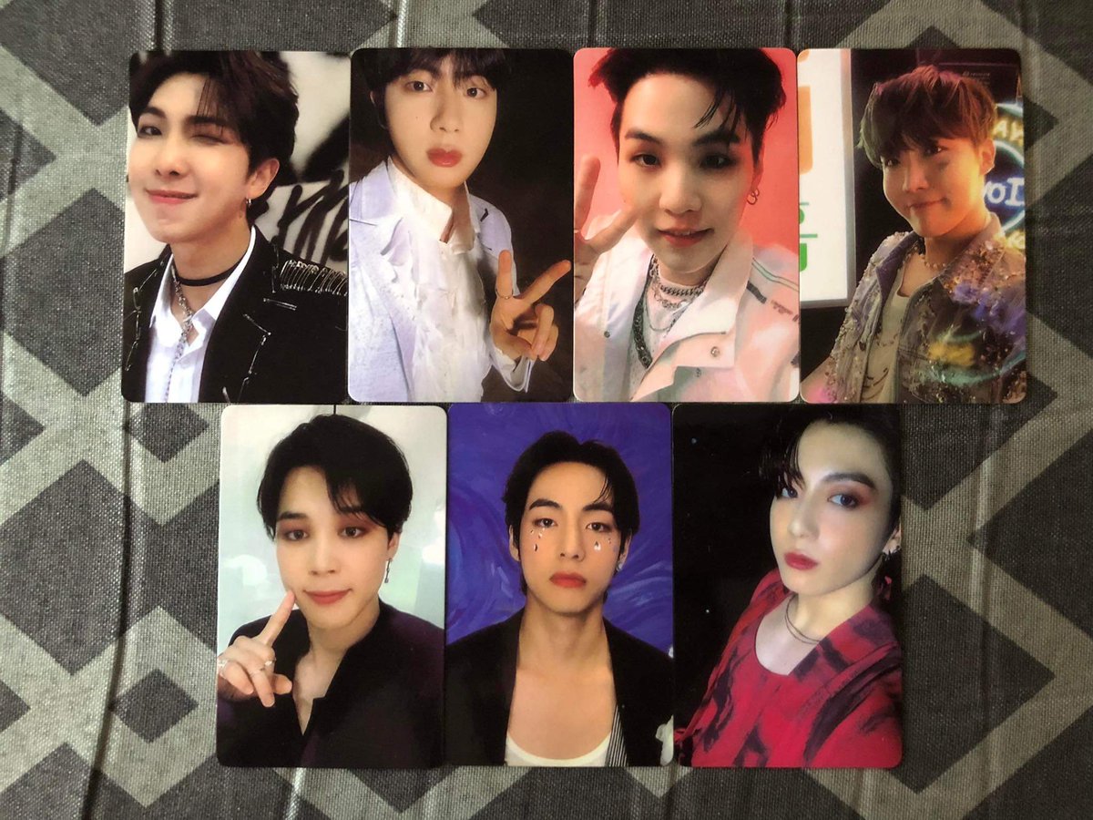 kpopessentials_'s tweet photo. #KpopEssentialsGA
🎊NEW YEAR GIVEAWAY🎊
2 WINNERS OF UNOFFICIAL PHOTOCARD SET
- follow @kpopessentials_
- like and rt this tweet
ends on January 2, Goodluck and Happy New Year! https://t.co/EEWs2ZMa1X