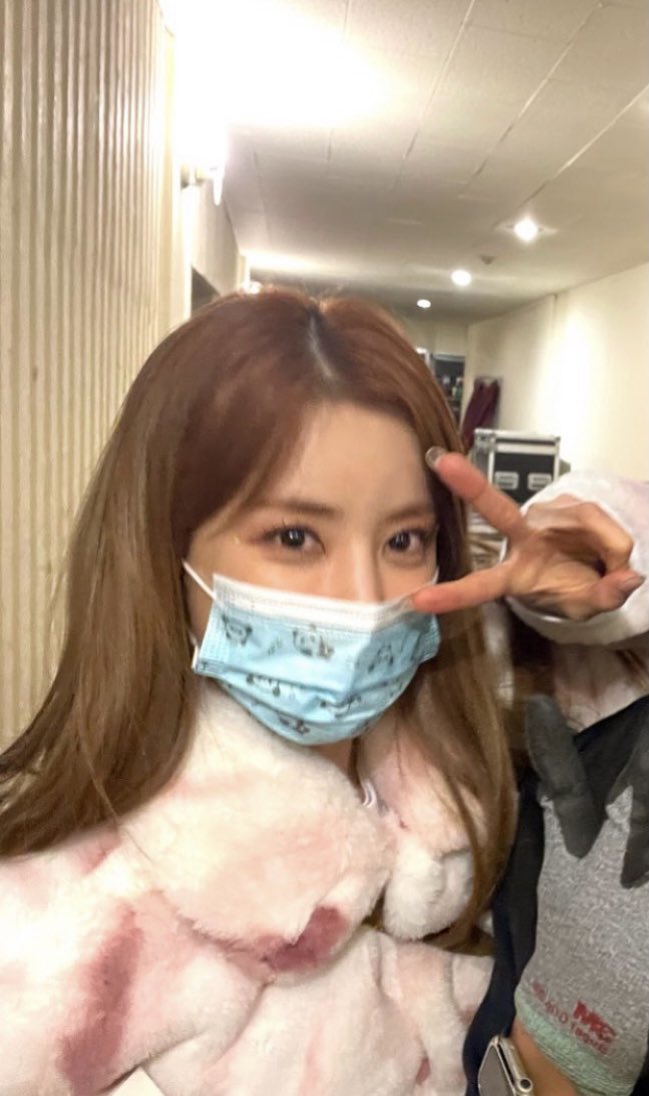 rapperrongeya's tweet photo. 넘예 짱예 https://t.co/QCe1N1x4Ya