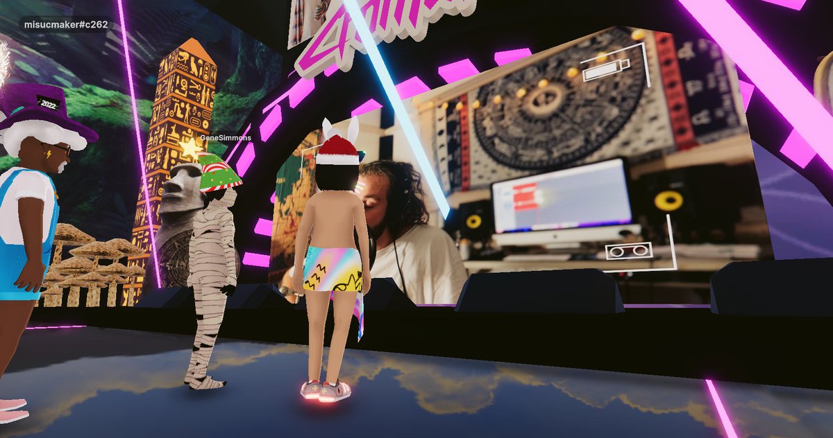 @RadioAltcoin <a href="/y_youmack/">YouMack</a> <a href="/JoelJamesLive/">Joel James</a> Where else can you stand next to the Legendary Gene Simmons and catch sick music? Only in <a href="/decentraland/">Decentraland</a> @RadioAltcoin  <a href="/y_youmack/">YouMack</a> <a href="/JoelJamesLive/">Joel James</a> Happy New Year! 🍾
 Cheers!! 0x3030F1E6a9de475DA2349D0B72B14fAd75b21CCa