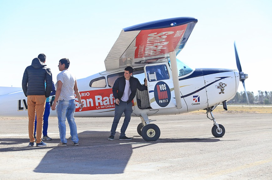 Gestión “Reglamentación de Vuelos de Bautismos”. FADA, informa ⚠️
📌 Para más información y acceder al texto y a las adhesiones, clic aquí 👉 fada.org.ar/web/gestion-re…

#aviacionargentina #aeroclubes #aviacioncivil #aviacion