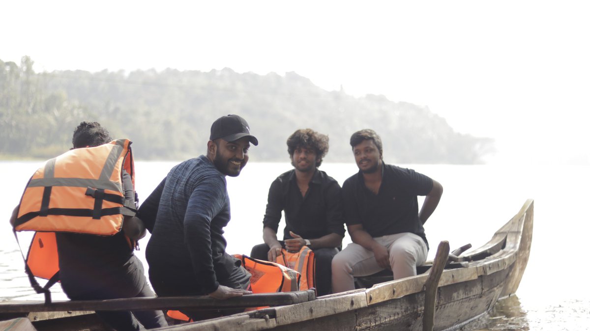 Dangernutz's tweet photo. Went on to create splendid memories with my elite squad once again and also witnessed the fact that God created Kerala with utmost care! #ChristmasHols #WeekendVacay #DecemberToRemember https://t.co/UPkDP00FL5