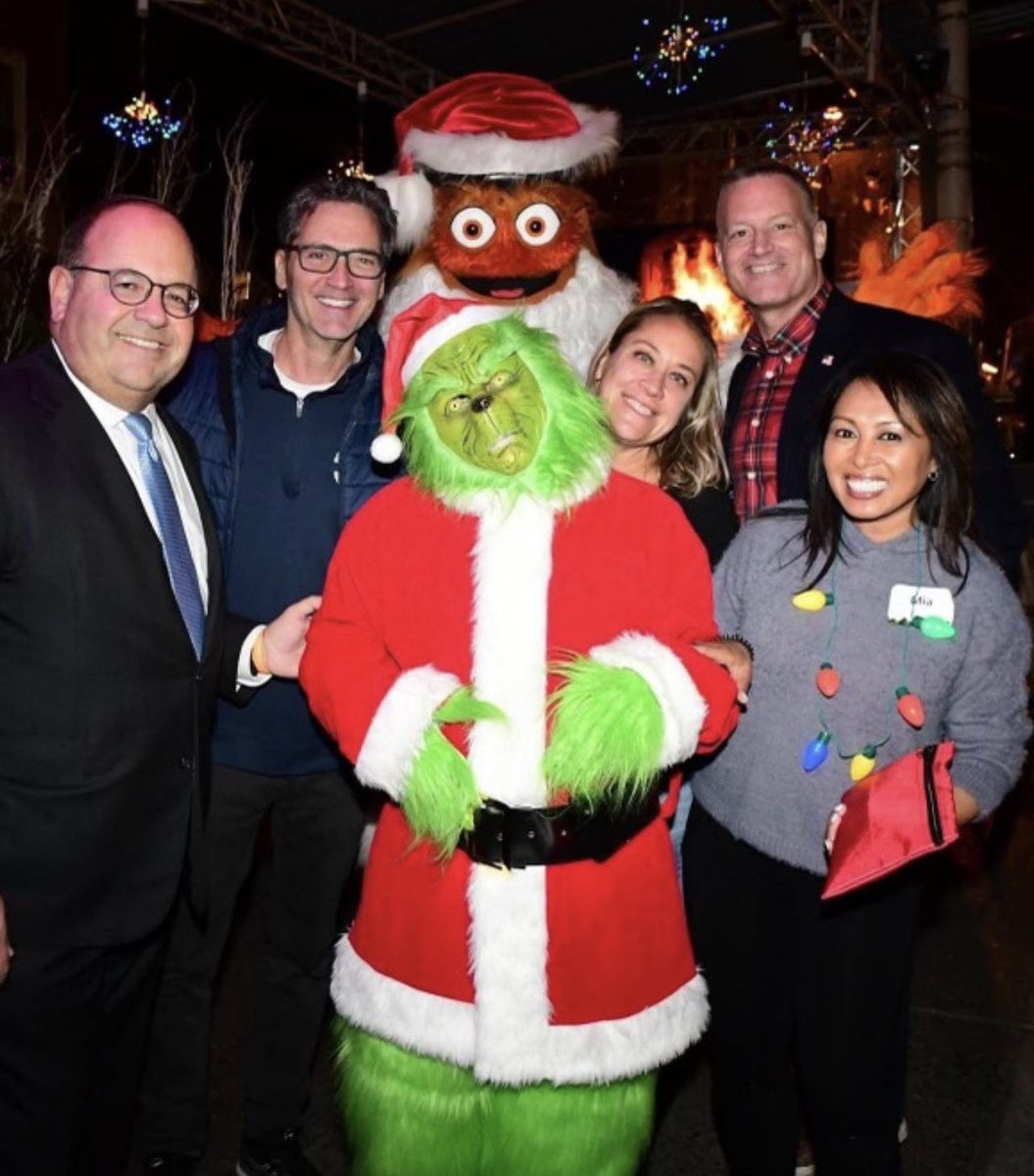 With Teng Chan wife of Officer Andy Chan who suffered a traumatic brain injury and Terri O’Connor wife of Sargent O’Connor 46 killed in 2020.  Both in the line of duty!
Also Mark O’Connor Exec Director Families behind the Badge, John Kitzinger Deputy Chief Atty General  in PA.