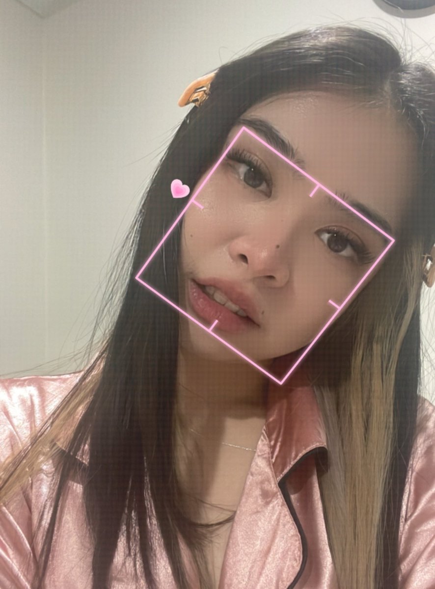 creissykat's tweet image. happy new year, only to weebs