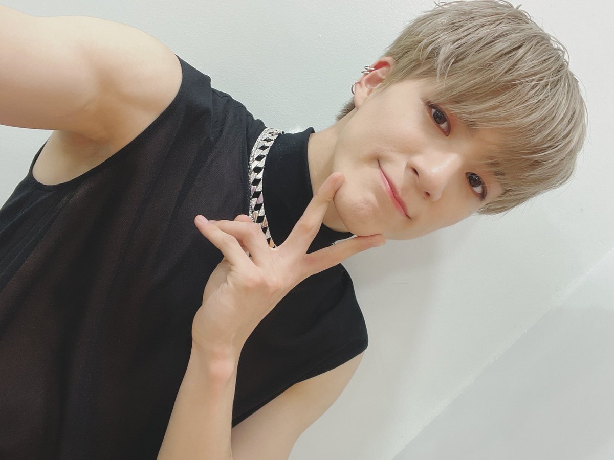 feedarchive's tweet photo. 220101 👑💬 UPDATE https://t.co/yOmrR0vdls