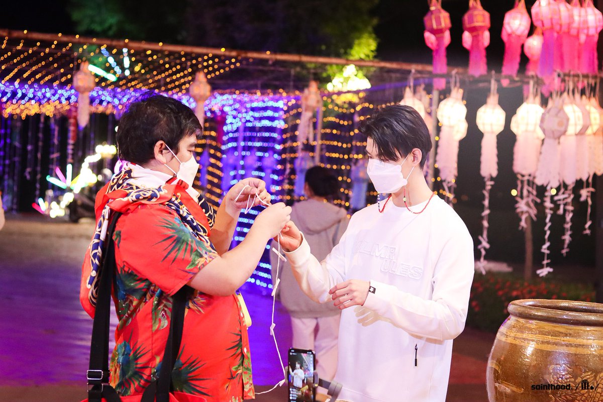 SAINTHOODx's tweet photo. MemorySaint Old Year 2021
#JOOXROOMSnyXSaint

สวดมนต์ข้ามปี 🛕@ พระธาตุแช่แห้ง จ.น่าน  ❤️🙏🏻 https://t.co/sKpp8H6Pwe