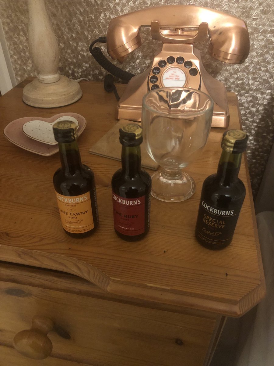 pmpm1000's tweet photo. All ready for new year first time since 1985 Caz and I haven’t been together at new year. You’re doing amazing x proud of you Carolyn xxx🥰 https://t.co/xQPrwrwYV9