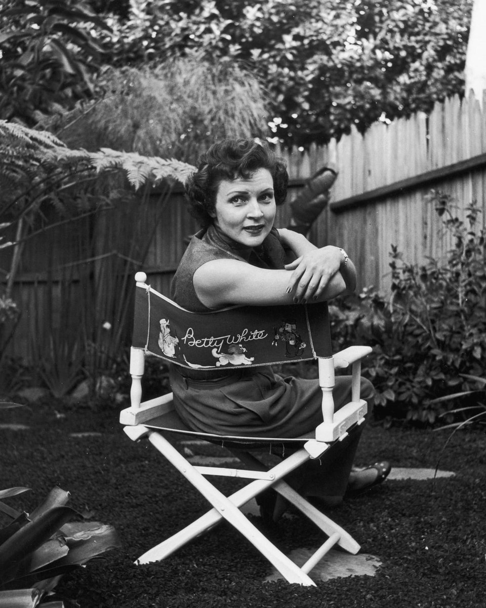 VIFFest's tweet photo. “I have no regrets at all. None. I consider myself to be the luckiest old broad on two feet.”

Rest In Peace to the Golden Girl, Betty White 🤍 https://t.co/Qo92WrIrOz