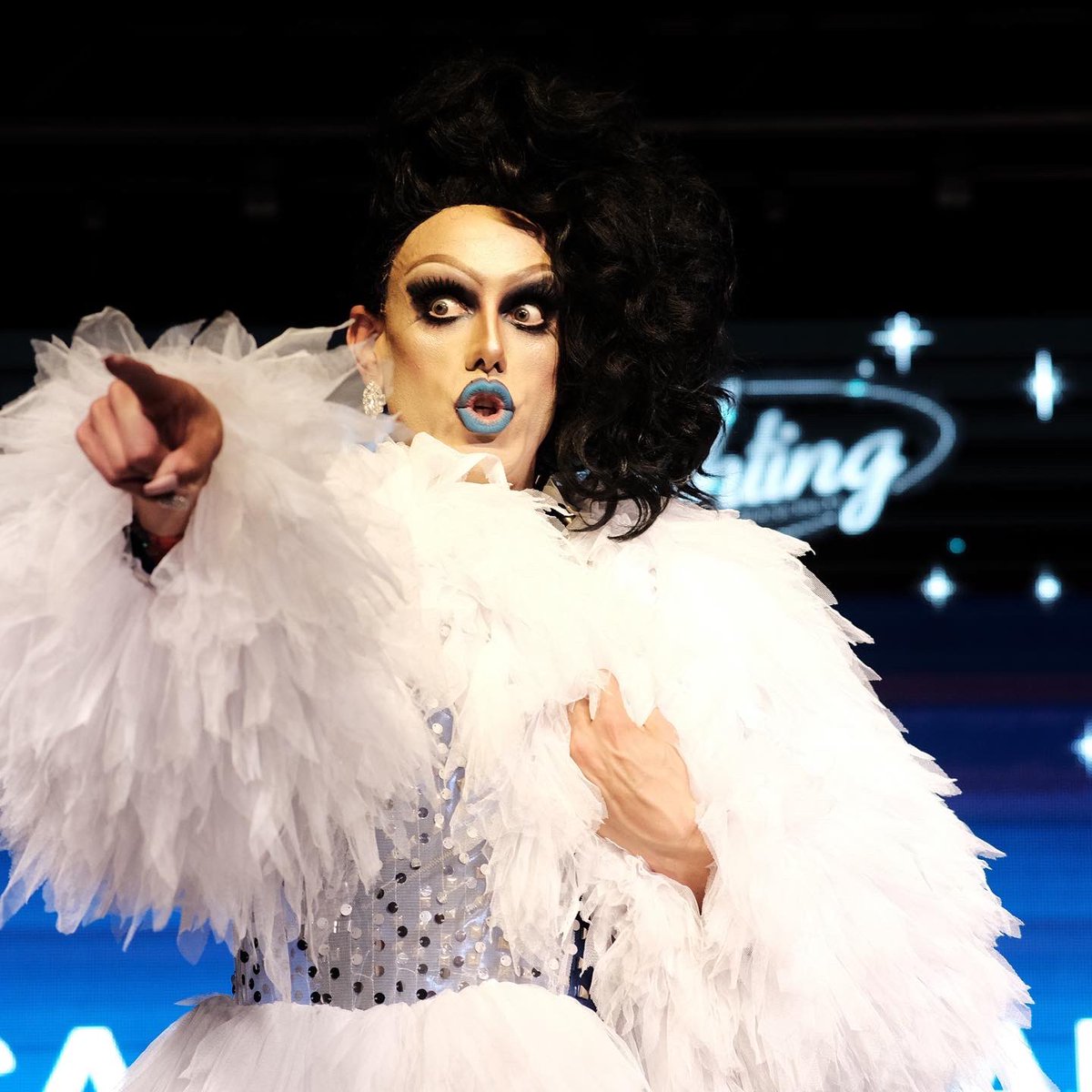 We ho-ho-hope your holiday season has been merry and bright! We hope you have a fun and safe New Year’s Eve, we’ll be sending you a big 💋!
-
#maskuptogetdown #varietyshow #bayarea #bayareadrag #bayareacomedy #bayareadj #bayareaspokenword #sfevent #moonlighting #sftalent