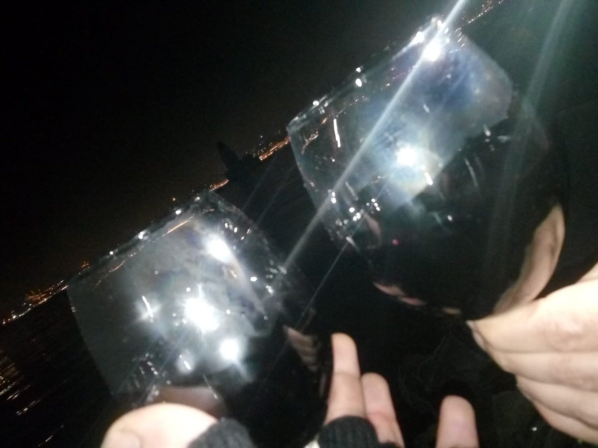 #2022NewYear Işıkları kapatılmış kız kulesine karşı iyi seneler