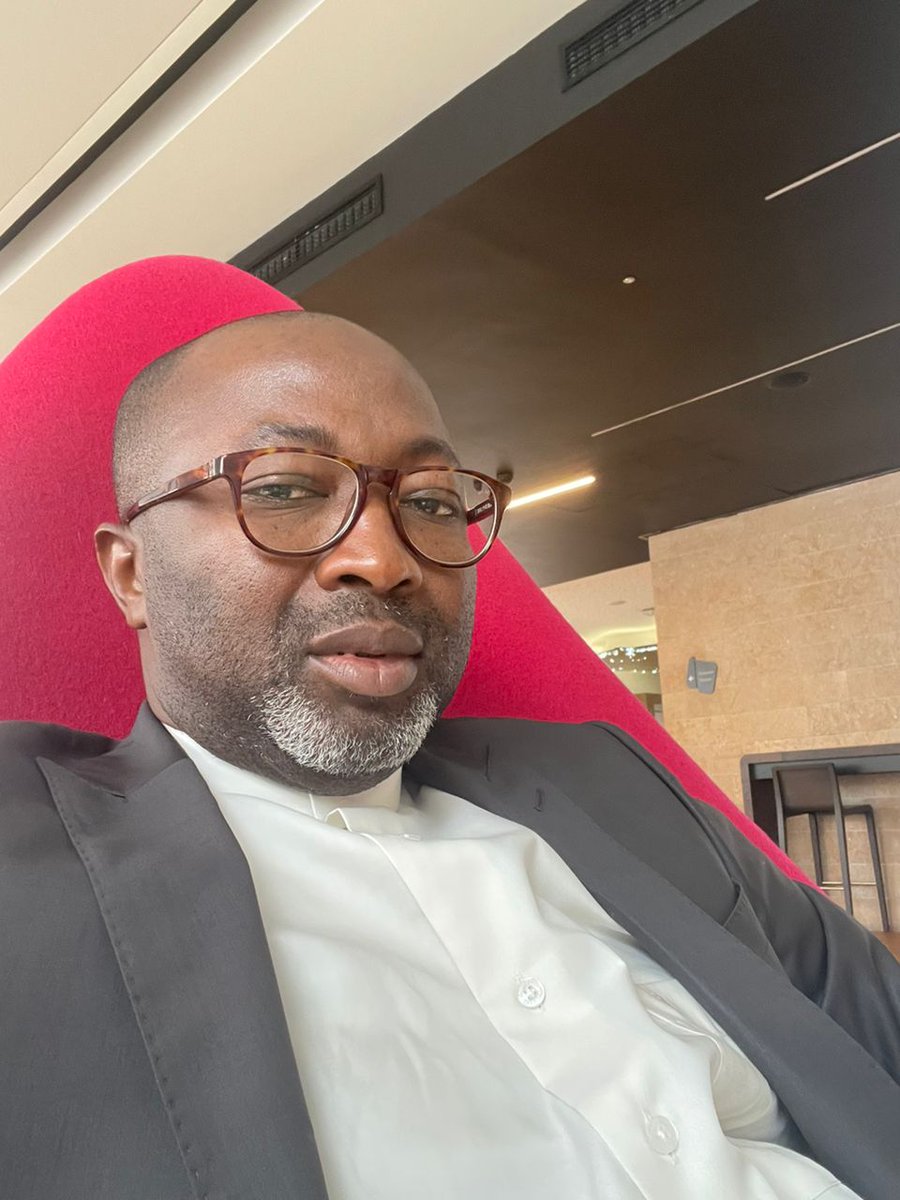 FathiaPaul's tweet photo. HANDBALL : La Confédération africaine vient de nommer le PDT Mamadouba Paye Camara membre de la commission sécurité pour la mandature 2021-2025. À préciser que ce poste est additif à celui de Président de la Zone.
Félicitations Mr le Président de la FEGUIHAND, Paye Camara. https://t.co/s9l1VE6dHa