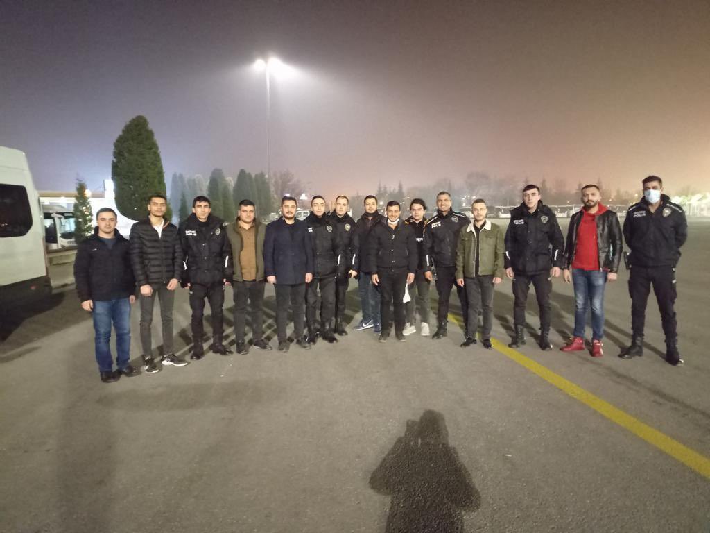 akgenclikkonya_'s tweet image. Anlık😎

Son dakikana kadar çalıştığımızdan gittiğini fark edemedik 2021 :)

#2022NewYear