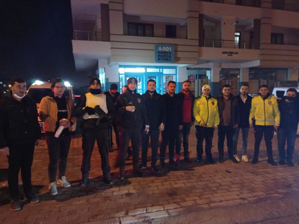 akgenclikkonya_'s tweet image. Anlık😎

Son dakikana kadar çalıştığımızdan gittiğini fark edemedik 2021 :)

#2022NewYear