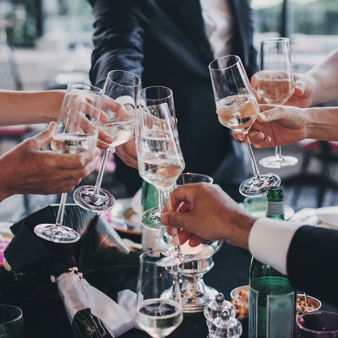 Hosting a party tonight? Don't forget champagne for your midnight toast! Stop by Wachusett for all your last-minute New Year's needs! #wachusettwineandspirits