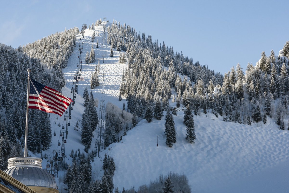 Stay in the know for the New Year, sign up for our Monthly Newsletter & keep up-to-date on Aspen events, activities, lodging deals and more.
https://t.co/hPk2pAiQDY https://t.co/1AgkhdrnAy