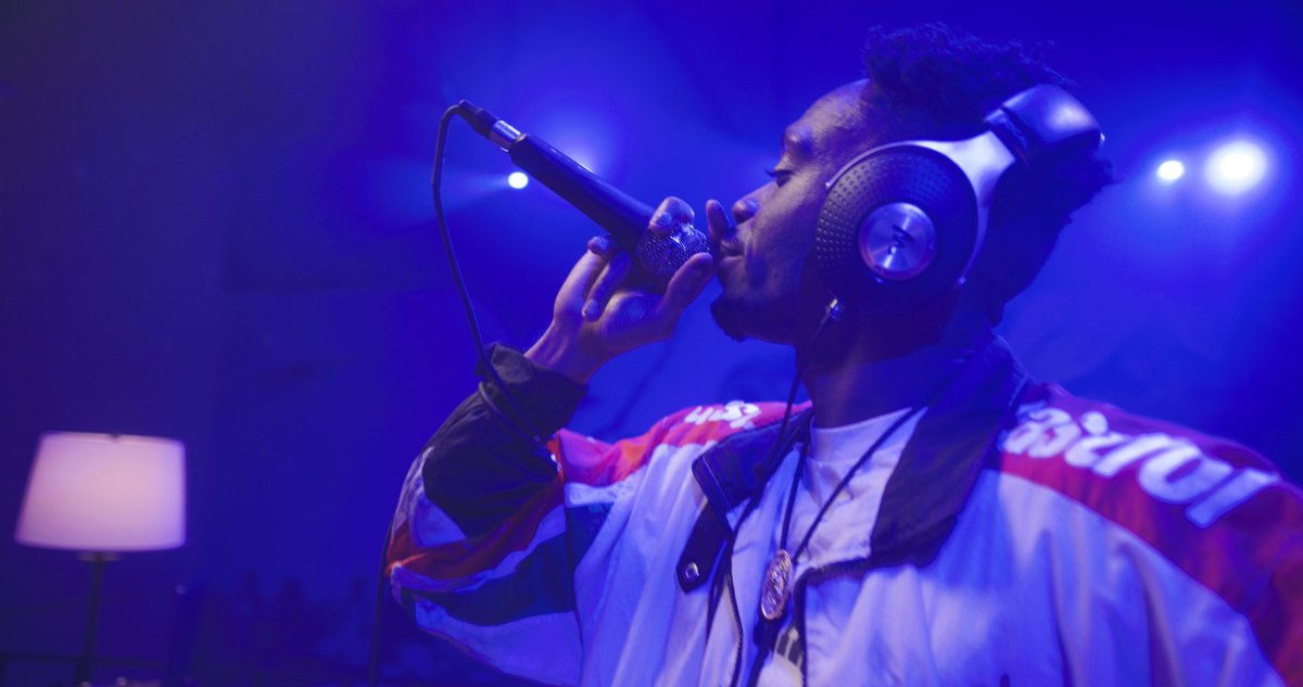 RainCityRelief's tweet photo. Have u seen @PerryPorter’s groovy performance for the RCR vinyl comp yet⁉️ Hit https://t.co/fQEfrbOzF8 to see the full video and support Seattle musicians by preordering this limited edition vinyl ☔️ Records ship in Jan., tysm for your support this year 💚

📸: @forYoungModerns https://t.co/4delffYheS