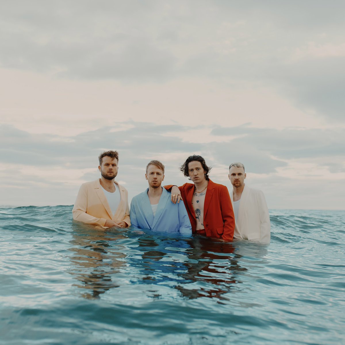 thank you for all of your love and support this year as always. the best fans in the whole world. 

drop your favourite Picture This moment from 2021 below 👇🏻 ✨