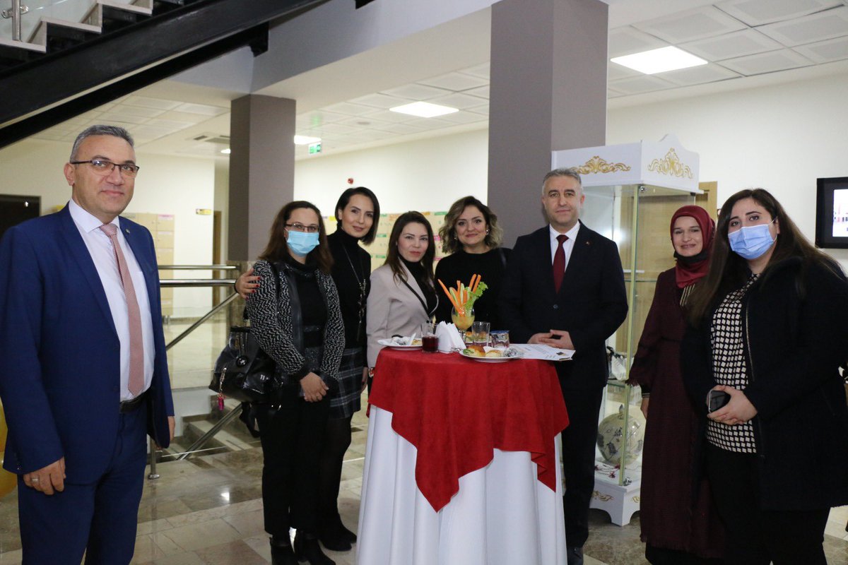 mem_arge's tweet photo. 2021 yılında özverili çalışmalar yapan proje yürütücüsü öğretmenlerimize teşekkürlerimizi sunduk.
@tcmeb @AmasyaValiligi @Amasyamem05 @aebilgili @GelenMustafa @omer_coskun05 @AlpaslanKanar 
Haber👉🏻 https://t.co/1BRKMn0VQW https://t.co/L5cPrpHW5p