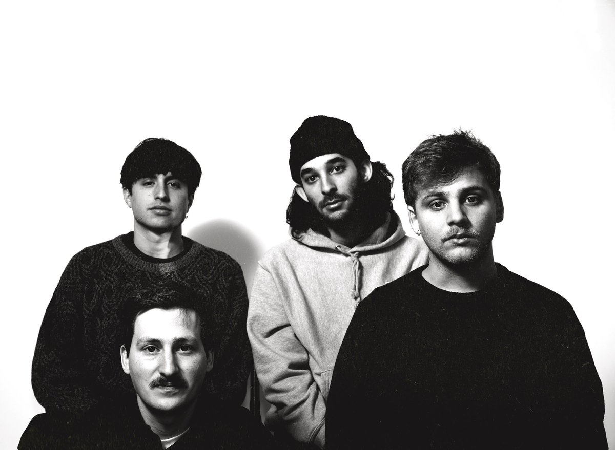 petite league slammers tweet media