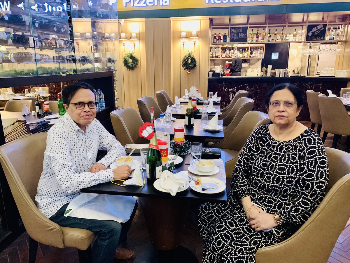 kallolh's tweet photo. Ended #2021 with a trip to #ubcitybangalore. The #duckorangesalad and #prawnbisque at Toscano were great amidst the decorations for the #NewYear2022 https://t.co/eekBGVKEv6