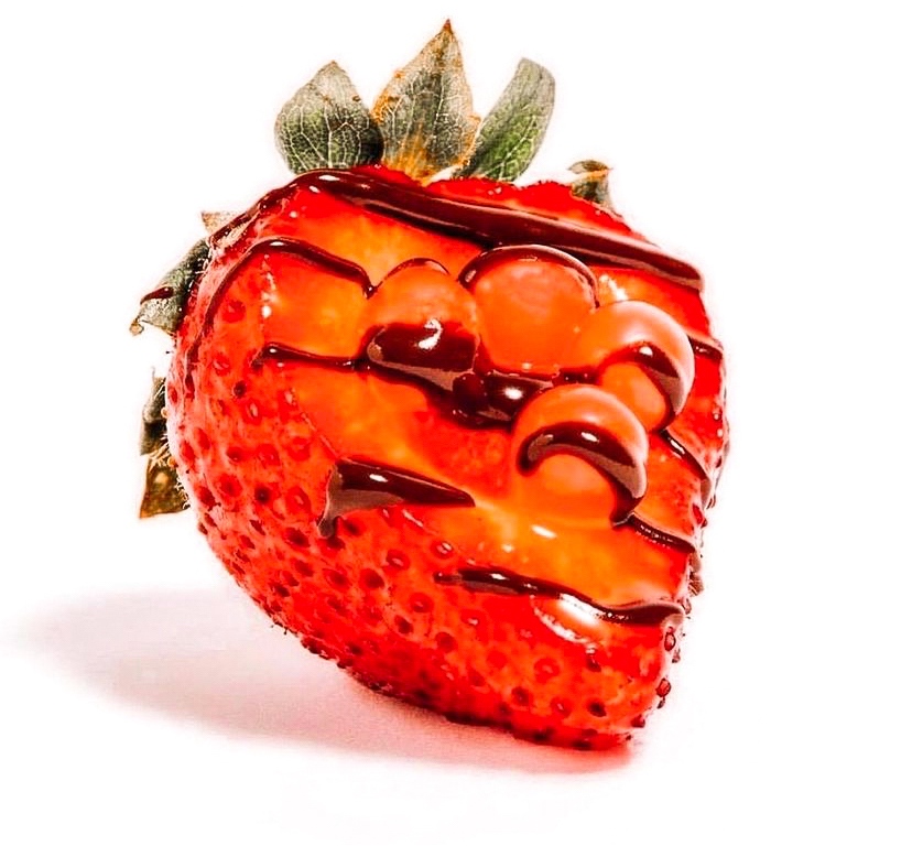 CocktailCaviar's tweet photo. Happy New Year's Eve! We hope everyone has a happy and healthy 2022 🥂

Pop Responsibly!

#cocktailcaviar #cheers #drinks #cocktails #mixology https://t.co/RegCQh1d50