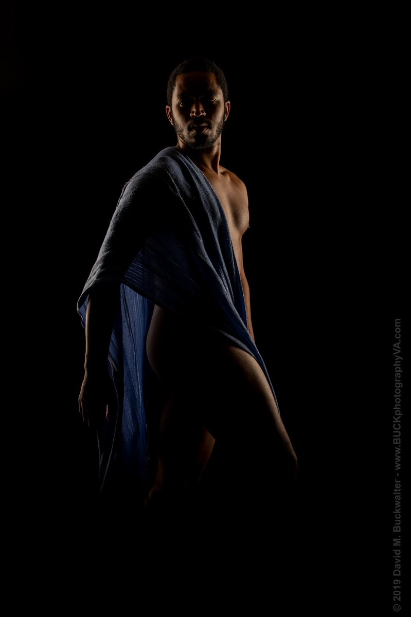 FuquanFerrell's tweet photo. GM all! One of the things I’d like to do more in 2022 is spend more time in front of the camera :-) what do you see for yourself in the new year?! #forfuqssake #modelographer #nft #nftcommunity #nftphotographer #photography #photographer #photooftheday #model #NewYear2022 https://t.co/sUb70CmUgT