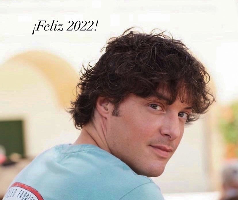 Por un nuevo año lleno de salud, momentos únicos y muuucha gastronomía 🥂✨

🎉 ¡Feliz 2022! 🥳