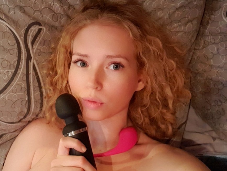 heybbgail's tweet photo. Let's have fun😁 #LovenseNewYearOrgy #lovenseorgy https://t.co/gi7ZECB7Jt