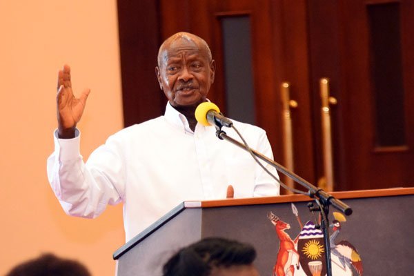 I here some of you call me... Badman looking good in Dior... I told my officers to arrest all those putting on Dior tonight!
I want to be the only Badman looking good in Dior!
#Museveni