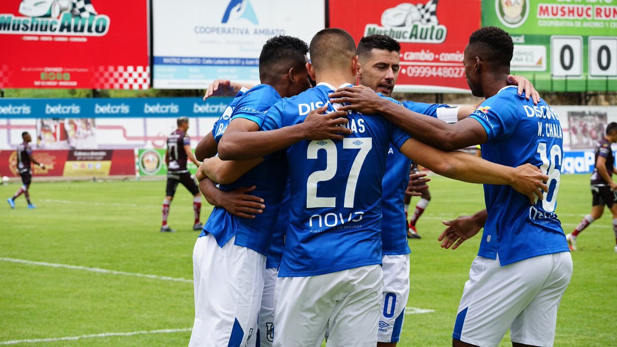 edderfarias27's tweet photo. Antes de finalizar este 2021, agradezco a la @UCatolicaEC por el privilegio de vestir la camiseta de un equipo tan importante y vivir buenos momentos.

Me despido con la tranquilidad de entregarme al máximo y les deseo todo lo mejor, esperando que puedan trascender en la Copa. 🙏🏻 https://t.co/1E8gsxyRCb
